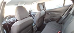 Peugeot e-2008 completo