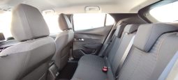 Peugeot e-2008 completo
