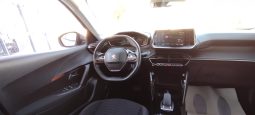 Peugeot e-2008 completo