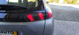Peugeot e-2008 completo