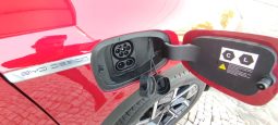 BYD ATTO 3 completo