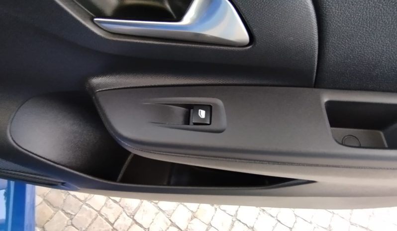 Opel e-Corsa completo
