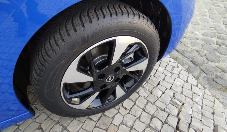 Opel e-Corsa completo