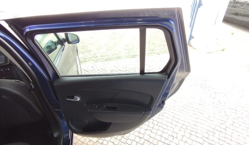 Dacia Logan completo