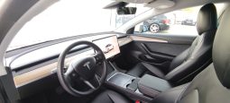 Tesla Model 3 completo