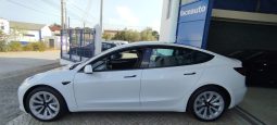 Tesla Model 3 completo