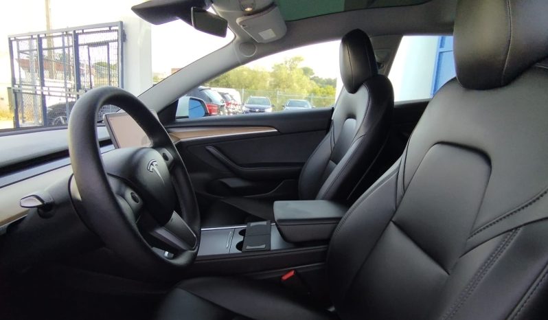 Tesla Model 3 completo