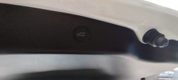 Tesla Model 3 completo