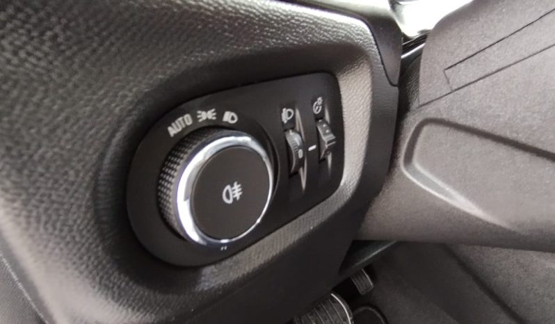 Opel e-Corsa completo