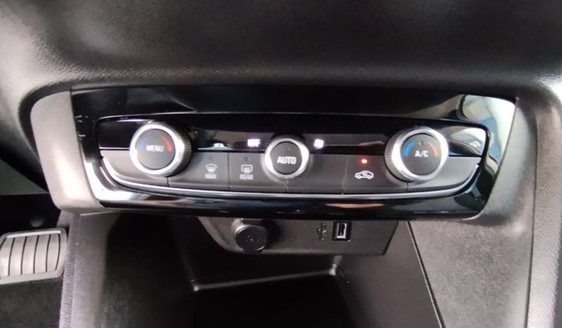 Opel e-Corsa completo