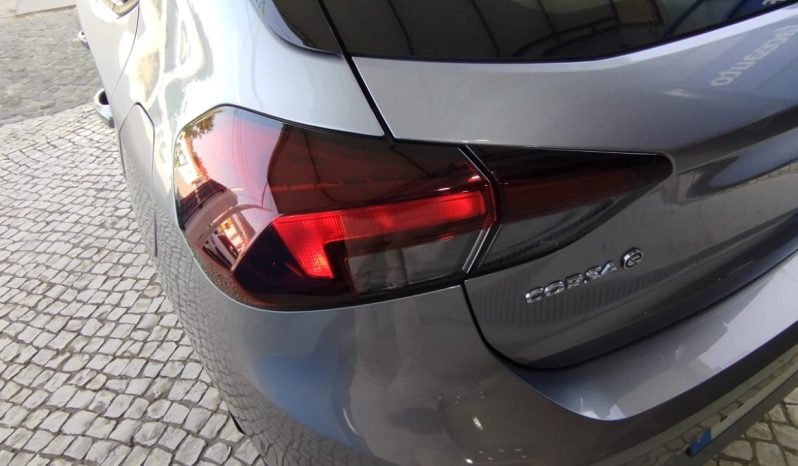 Opel e-Corsa completo