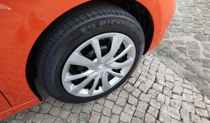 Opel e-Corsa completo