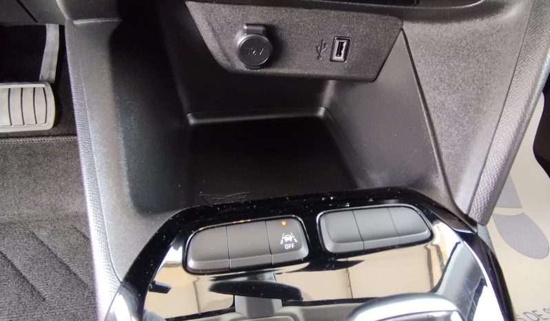 Opel e-Corsa completo