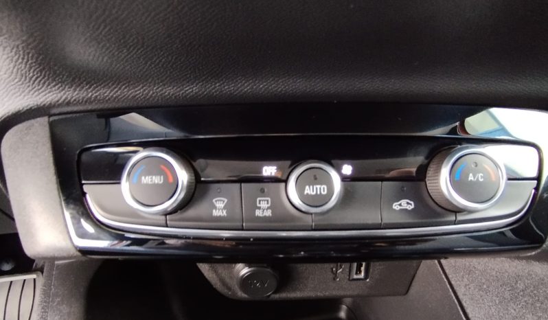 Opel e-Corsa completo