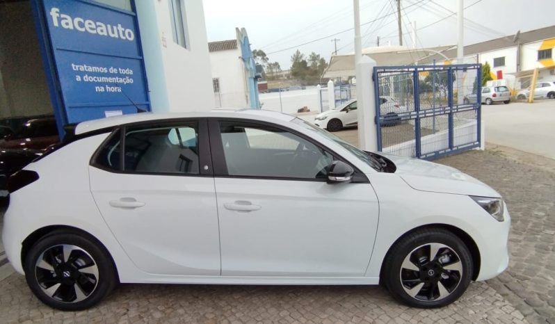 Opel e-Corsa completo