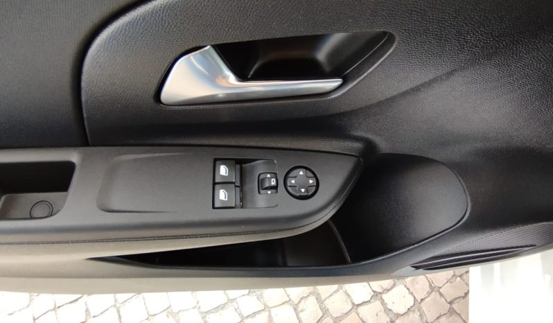 Opel e-Corsa completo