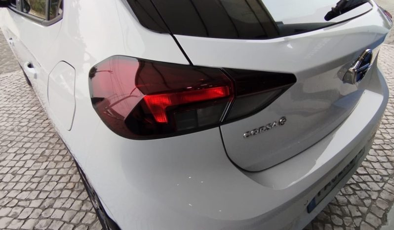 Opel e-Corsa completo