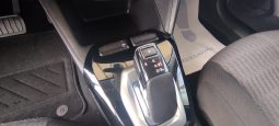 Opel Corsa-E completo