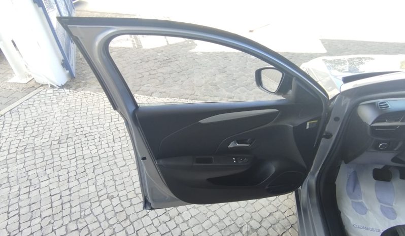 Opel Corsa-E completo