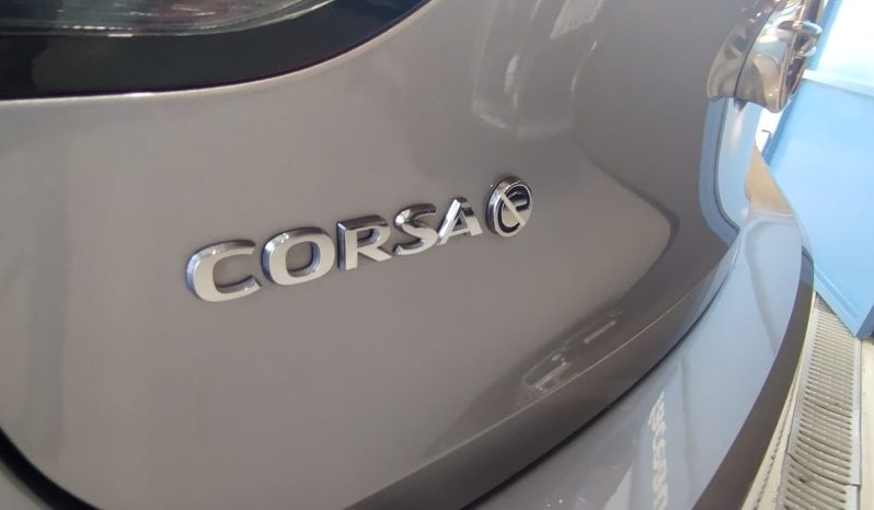 Opel Corsa-E completo