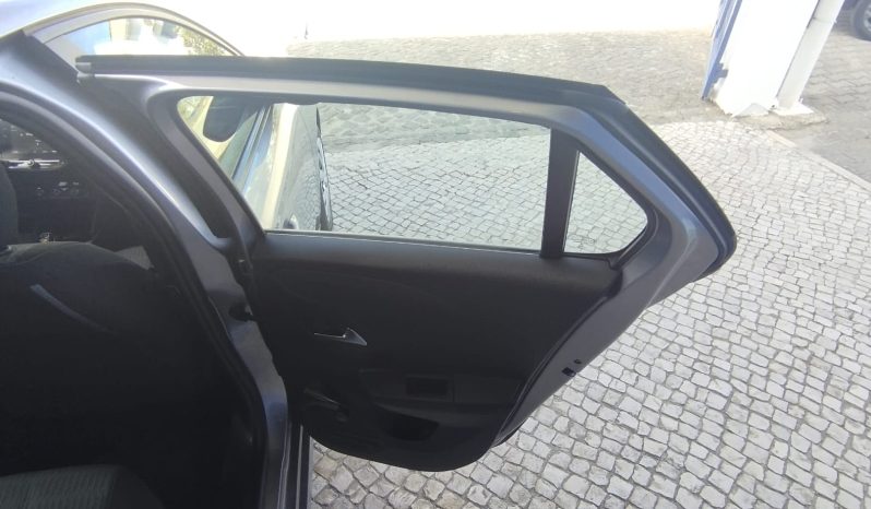 Opel Corsa-E completo