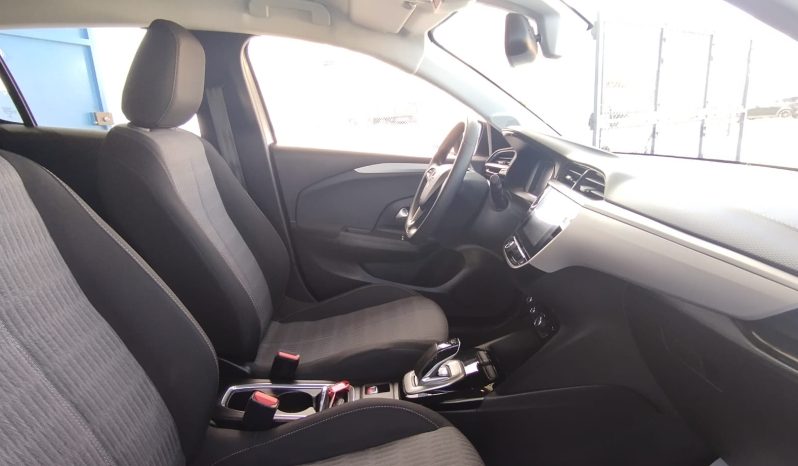 Opel Corsa-E completo