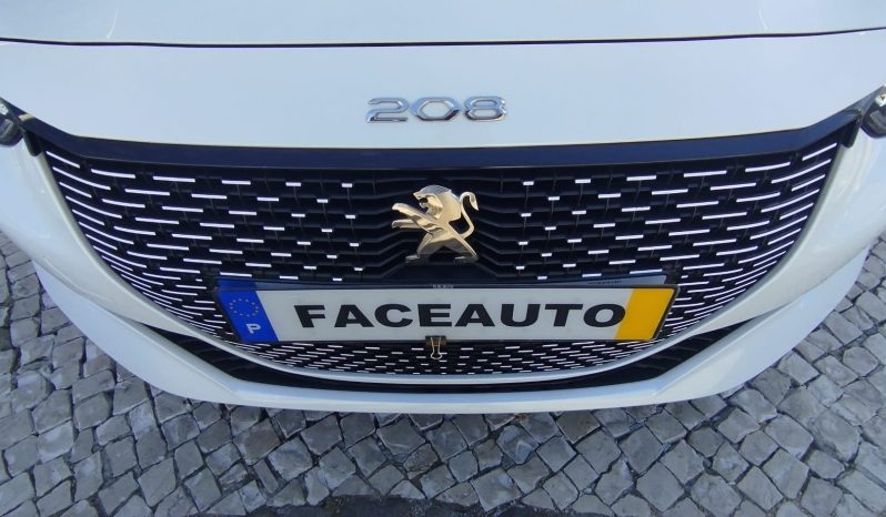 Peugeot e-208 completo