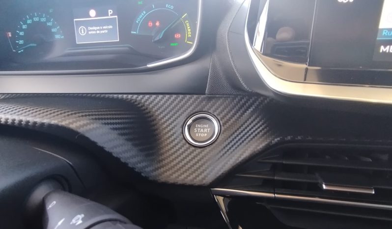 Peugeot e-208 completo