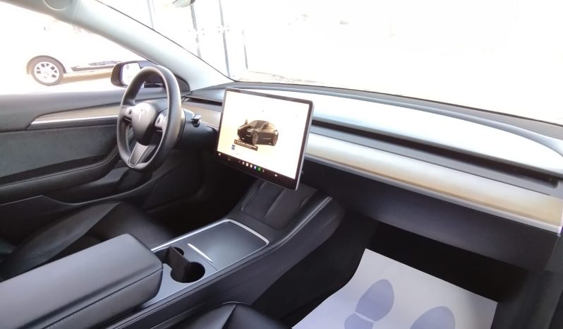 Tesla model 3 completo