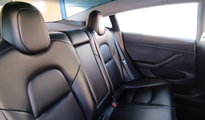 Tesla model 3 completo