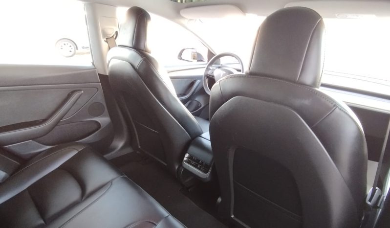 Tesla model 3 completo