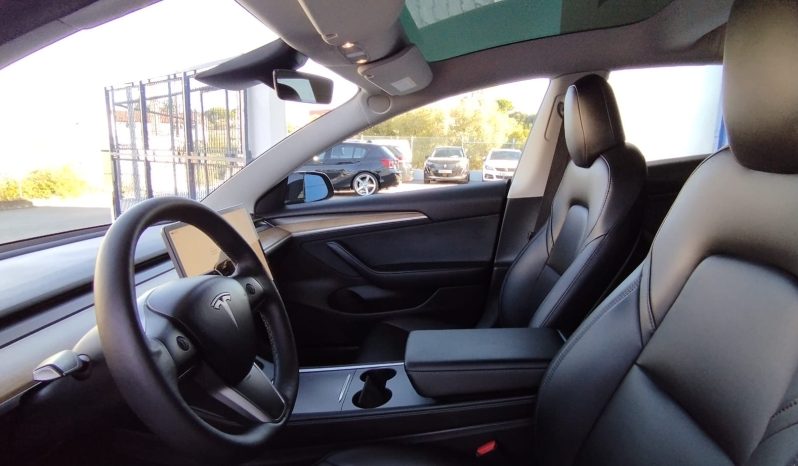Tesla model 3 completo