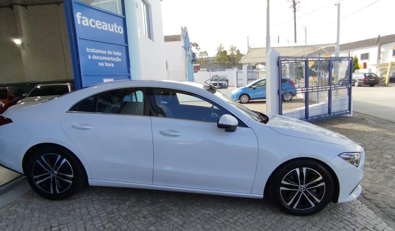 Mercedes CLA 180 completo
