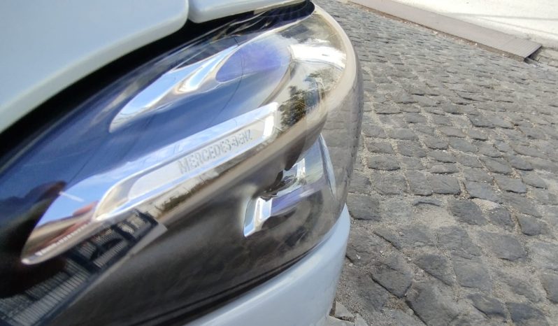 Mercedes CLA 180 completo