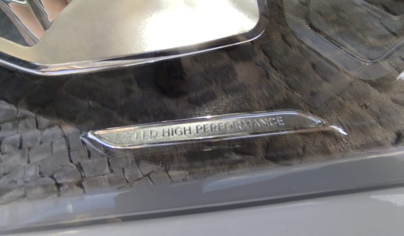 Mercedes CLA 180 completo