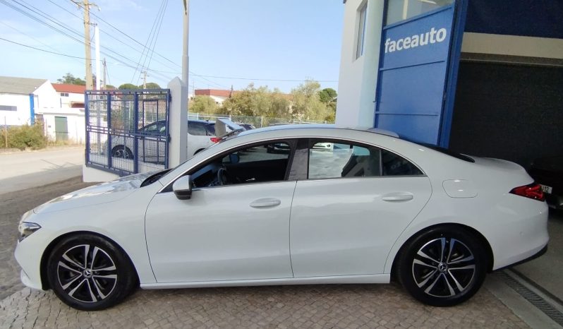 Mercedes CLA 180 completo