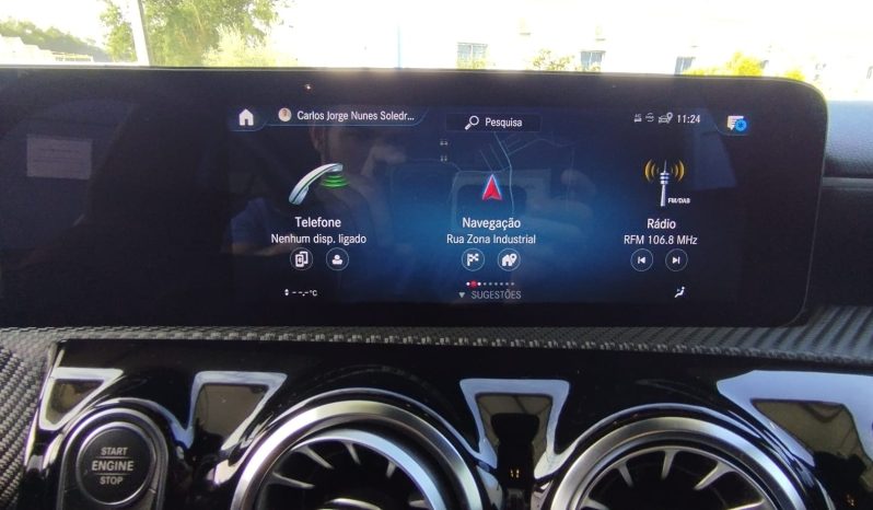 Mercedes CLA 180 completo