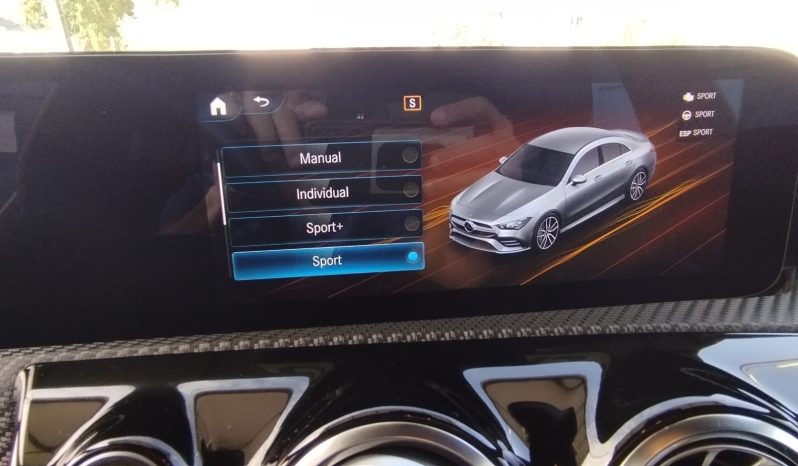 Mercedes CLA 180 completo