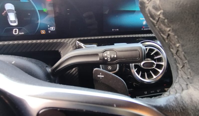 Mercedes CLA 180 completo