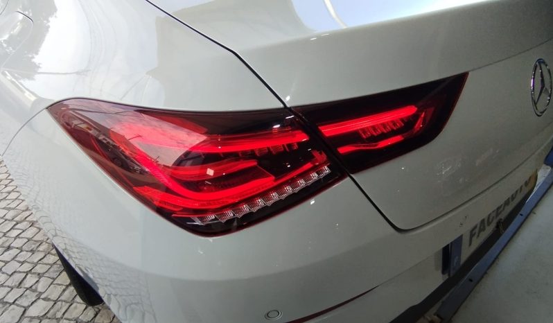 Mercedes CLA 180 completo