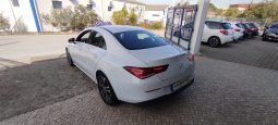 Mercedes CLA 180 completo