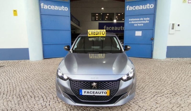 Peugeot e-208 completo