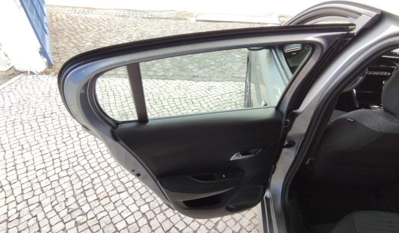 Peugeot e-208 completo