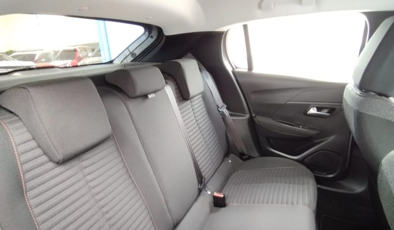 Peugeot e-208 completo