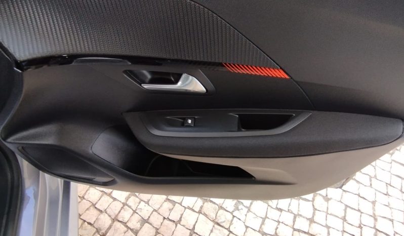 Peugeot e-208 completo