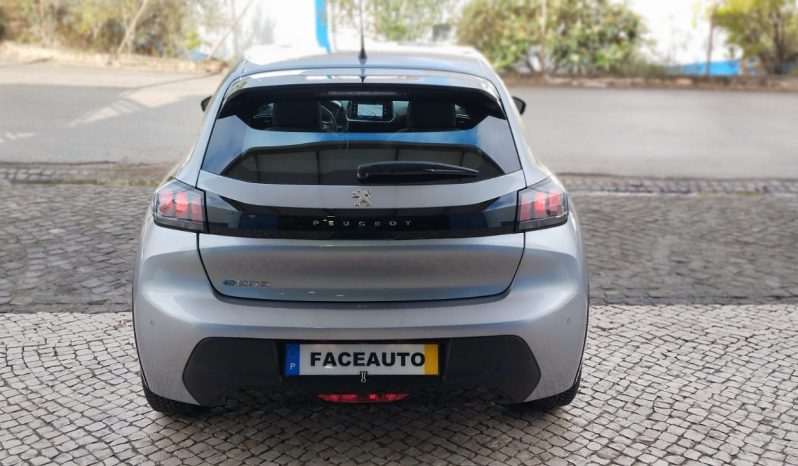 Peugeot e-208 completo