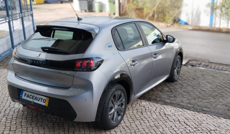 Peugeot e-208 completo
