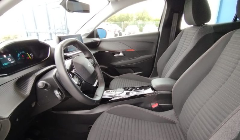 Peugeot e-208 completo