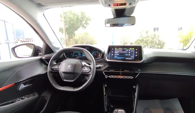 Peugeot e-208 completo