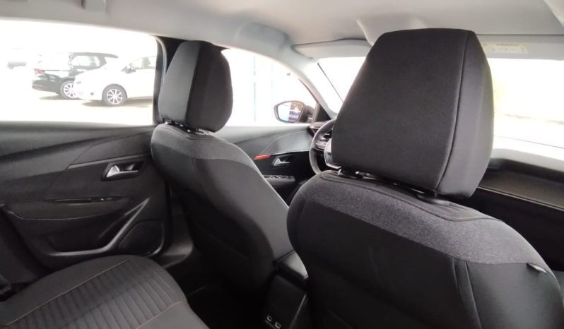 Peugeot e-208 completo